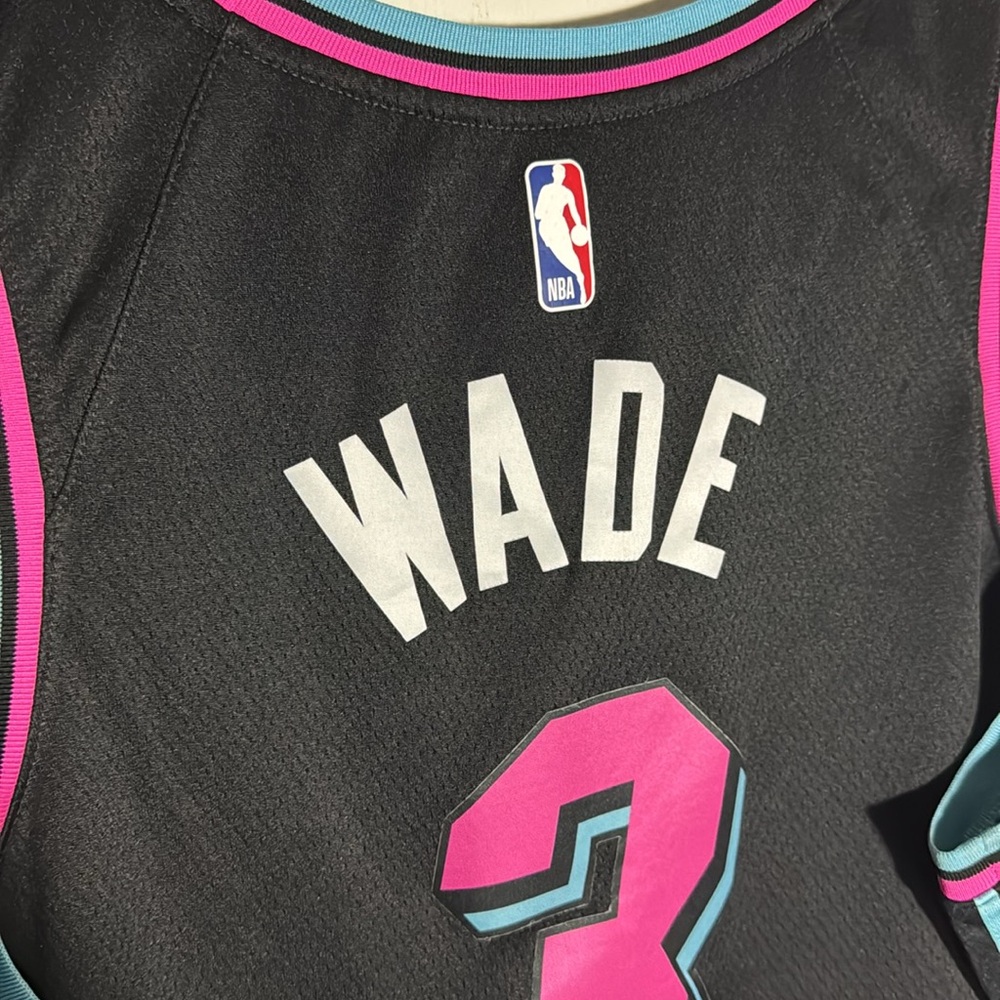 Dwyane Wade Nike Miami Heat Vice City Swingman NBA Jersey Size XXL 56 - Picture 7 of 10